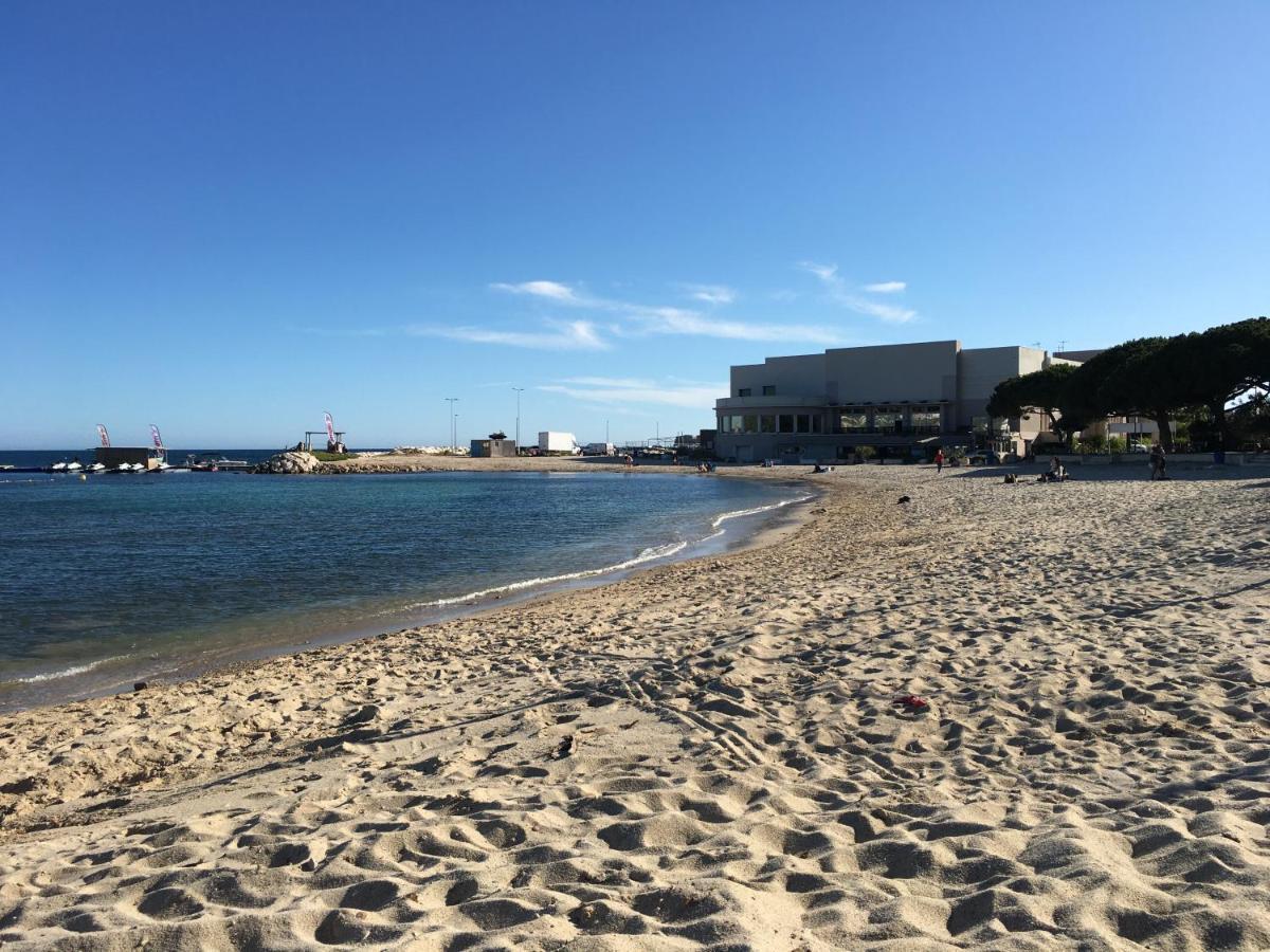 Bandol, Vue Panoramique Sur La Mer, La Plage, Le Port Exterior photo